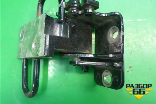 Петля двери задней левой нижняя (7L0833411A) для Volkswagen Touareg c 2002-2010г