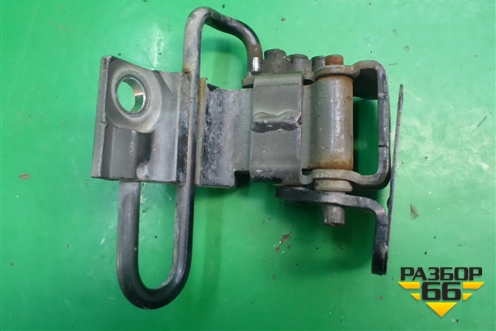 Петля двери передней правой нижняя (7L0831412A) для Volkswagen Touareg c 2002-2010г