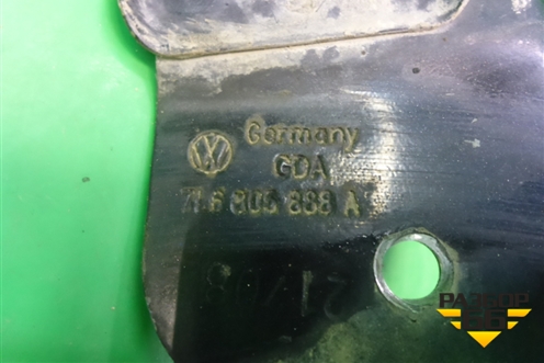 Кронштейн амортизатора капота (правый) (7L6805888A) для Volkswagen Touareg c 2002-2010г