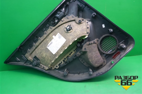 Обшивка двери задней правой под электрику (5K6867212) для Volkswagen Golf VI с 2009-2012г