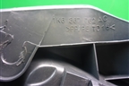 Держатель задней полки правый (1K6867762AC) для Volkswagen Golf VI с 2009-2012г