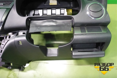 Торпедо с AIR BAG (правый руль) для Mazda Mazda 6 (GH) с 2007-2012г