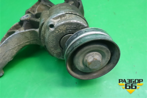 Кронштейн компрессора кондиционера (1.4л CAX) (1K0260885B) для Volkswagen Golf VI с 2009-2012г