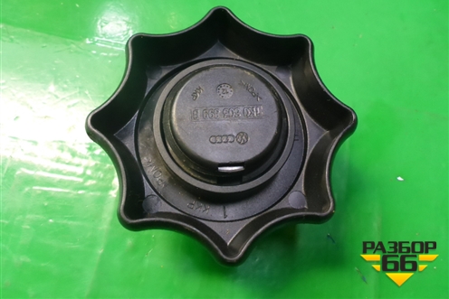 Болт крепления запасного колеса (1K0803899R) для Volkswagen Golf VI с 2009-2012г