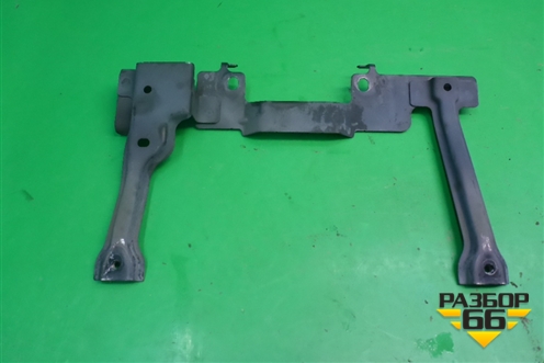 Кронштейн передней панели центральный для Mazda Mazda 6 (GH) с 2007-2012г