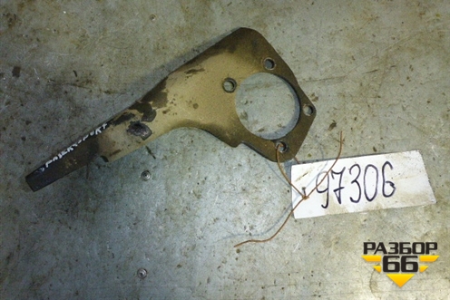 Кронштейн переднего редуктора для Mitsubishi Pajero Sport с 1996-2008г
