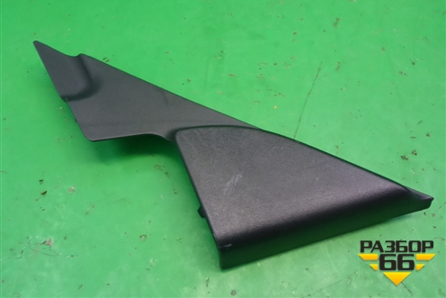 Накладка двери передней правой уголок для Mazda Mazda 6 (GH) с 2007-2012г