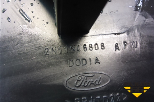 Держатель задней полки правый (2N11N46808APW) для Ford Fusion с 2002г