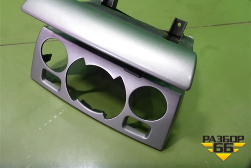 Пепельница передняя (9658691077) для Peugeot 408 с 2012г