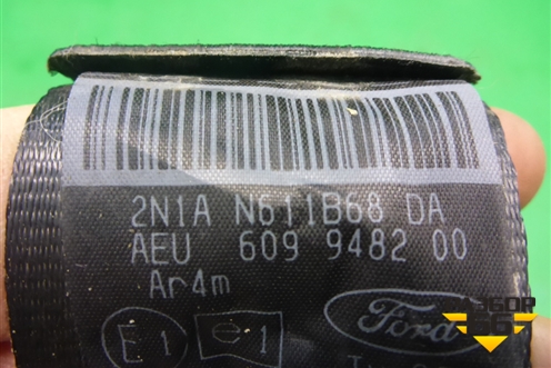 Ремень безопасности задний правый (2N1AN611B68DA) для Ford Fusion с 2002г