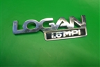 Эмблема на крышку багажника (8200376090) для Renault Logan с 2004-2015г