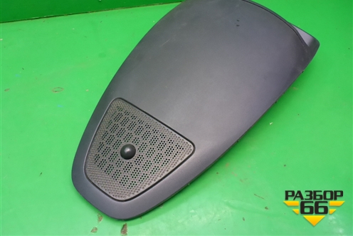 Накладка на торпедо (верхняя под дисплей) (13205164) для Opel Corsa D с 2006-2014г