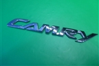 Эмблема на крышку багажника для Toyota Camry V50 с 2011-2018г