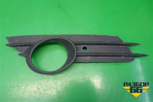 Накладка ПТФ правая (13211479) для Opel Corsa D с 2006-2014г