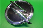 Эмблема на дверь багажника (кнопка) (GTC) (13309139 13309140) для Opel Astra J с 2009г