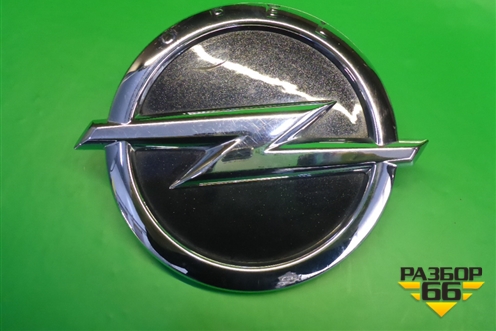 Эмблема на дверь багажника (кнопка) (GTC) (13309139 13309140) для Opel Astra J с 2009г