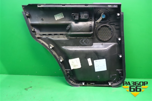 Обшивка двери задней правой под электрику (DDC500061) для Land Rover Discovery 3 с 2004-2009г