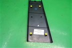 Обшивка стойки задняя нижняя правая (EMG500280) для Land Rover Discovery 3 с 2004-2009г