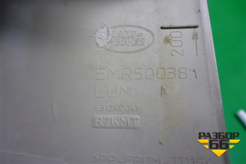 Обшивка стойки задняя верхняя правая (задняя) (EMR500381) для Land Rover Discovery 3 с 2004-2009г