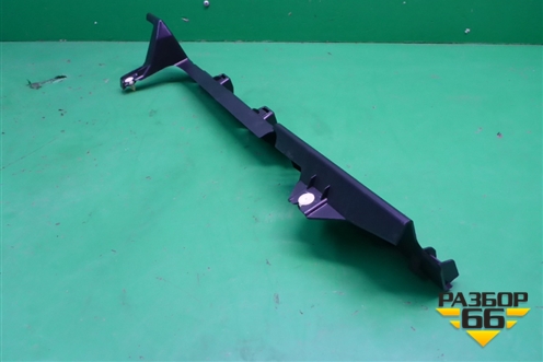 Держатель задней полки левый (EPE500370) для Land Rover Discovery 3 с 2004-2009г