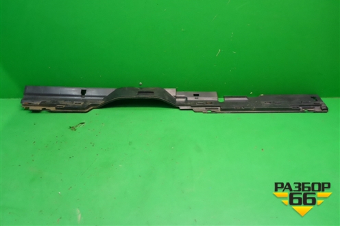 Накладка порога внутренняя левая (кронштейн) (EOX500081) для Land Rover Discovery 3 с 2004-2009г