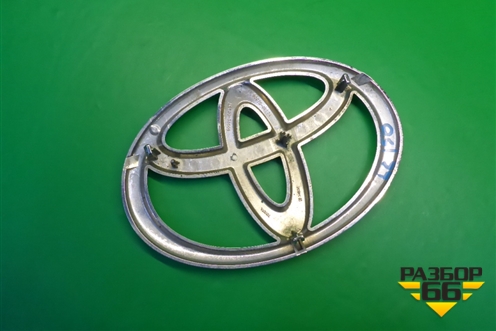 Эмблема в решетку радиатора (9097502197) для Toyota Land Cruiser Prado(150) с 2009г
