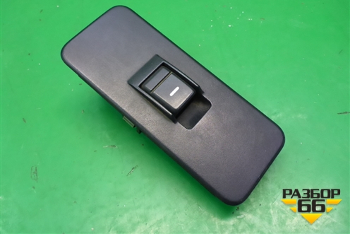 Кнопка стеклоподъёмника (YUD501070PVJ) для Land Rover Discovery 3 с 2004-2009г