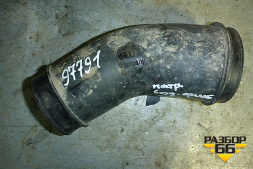 Патрубок воздушного фильтра для Audi A8 с 1998-2003г (078129627C)