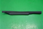 Накладка на торпедо (вертикальная правая) (EMB500221) для Land Rover Discovery 3 с 2004-2009г