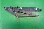 Петля капота левая (BKB780031) для Land Rover Discovery 3 с 2004-2009г