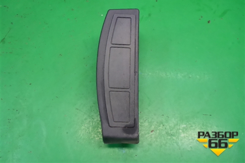 Накладка внутренняя (педаль отдыха) (EAV500041) для Land Rover Discovery 3 с 2004-2009г