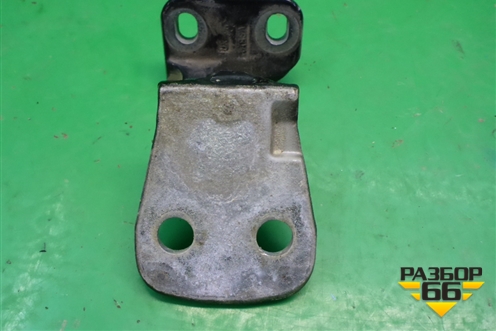 Петля двери задней правой верхняя для Land Rover Discovery 3 с 2004-2009г