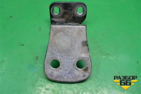 Петля двери задней правой нижняя для Land Rover Discovery 3 с 2004-2009г