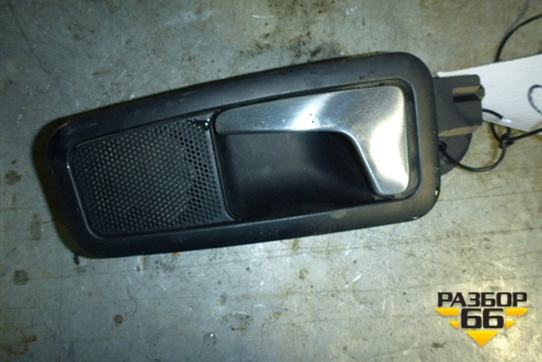 Ручка внутренняя двери задней левой для Audi A8 с 1998-2003г (4D0839019C)