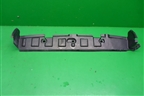 Дефлектор радиатора верхний (DXJ500100) для Land Rover Discovery 3 с 2004-2009г