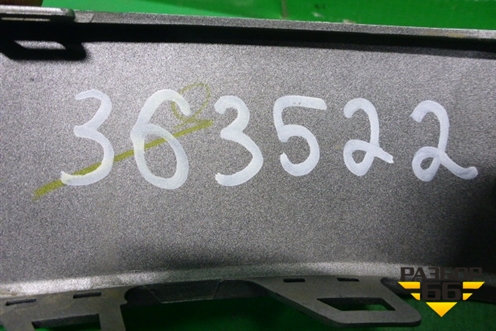 Накладка заднего бампера правая (CK5M17D753AB) для Land Rover Range Rover 4 с 2013-2022г