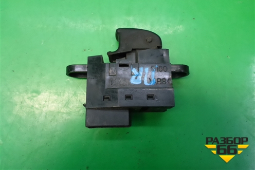 Кнопка стеклоподъёмника (передняя правая) (935804A000) для Hyundai Starex H1 с 1996-2007г