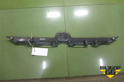 Накладка крышки багажника (7681133450) для Toyota Camry V50 с 2011-2018г