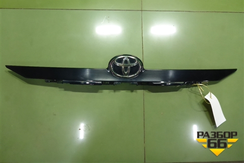 Накладка крышки багажника (7681133450) для Toyota Camry V50 с 2011-2018г