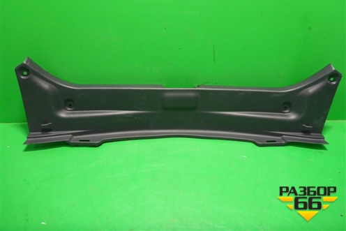 Обшивка багажника на заднюю панель (5838706270) для Toyota Camry V70 с 2017г