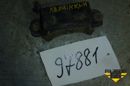 Ручка наружная двери задней левой для Audi A8 с 1998-2003г (4A0839205)