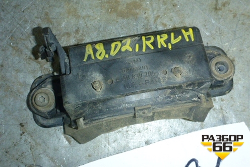 Ручка наружная двери задней левой для Audi A8 с 1998-2003г (4A0839205)