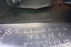 Накладка двери передней правой уголок (A2217280456) для Mercedes Benz S-Klass W221 с 2005-2013г