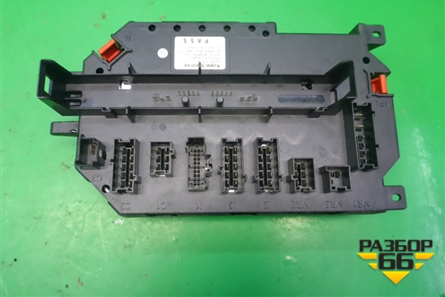 Блок предохранителей салонный (A2219067300) для Mercedes Benz S-Klass W221 с 2005-2013г