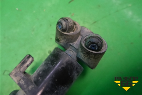 Форсунка омывателя фары левая (A2218600147) для Mercedes Benz S-Klass W221 с 2005-2013г