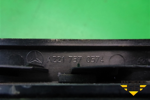 Молдинг заднего стекла (левый LONG) (A2217370574) для Mercedes Benz S-Klass W221 с 2005-2013г