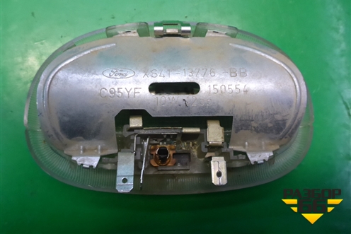 Плафон салонный центральный (XS4113776BB) для Ford Fusion с 2002г