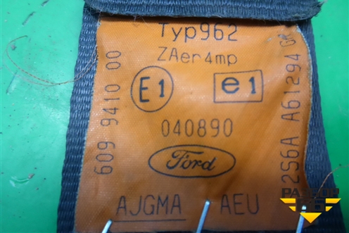 Ремень безопасности передний правый (6S6AA61294GA) для Ford Fusion с 2002г