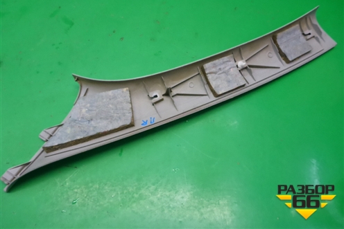 Обшивка стойки лобового стекла правая (2N11N03198BHW) для Ford Fusion с 2002г