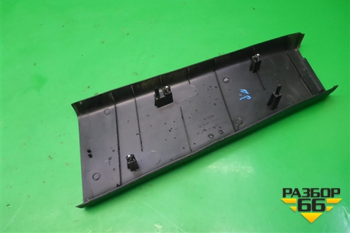Обшивка стойки центральная нижняя правая (2N11N243W06AHW) для Ford Fusion с 2002г